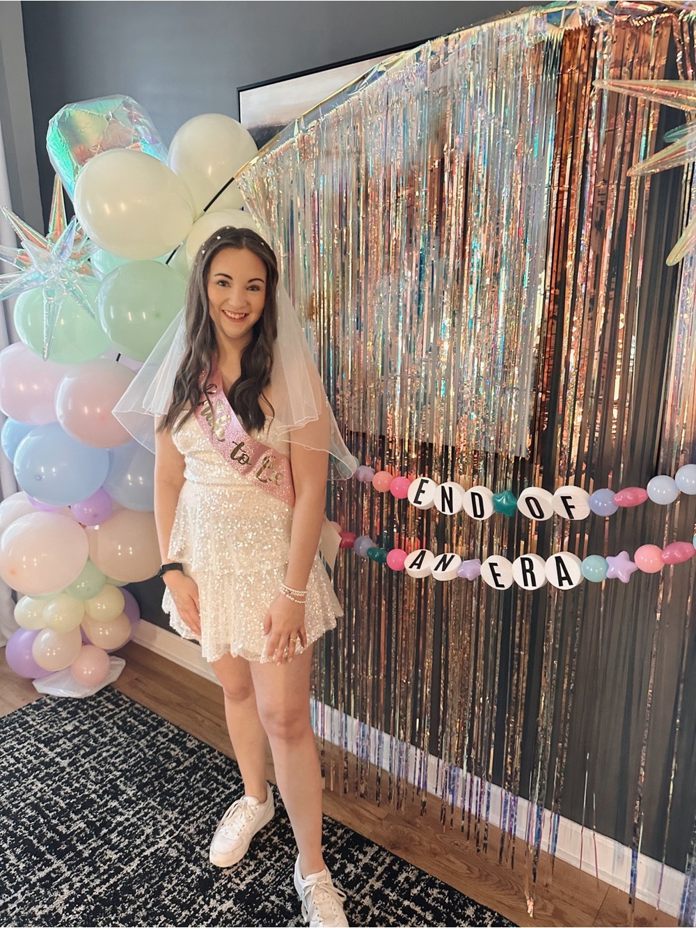 Selfie Leslie Provence Bloom Tiered Sequin dress 🤍 - Picture 6 of 6